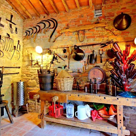 Colours And Scents From Tuscany Await You In This Wonderful Terranuova Bracciolini